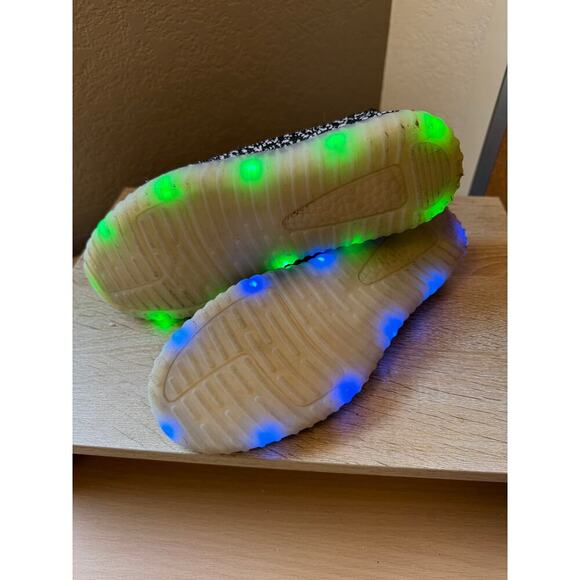 Light-Up LED Sneakers - EU Size 37 / US Women's Size 6.5 - Picture 14 of 14